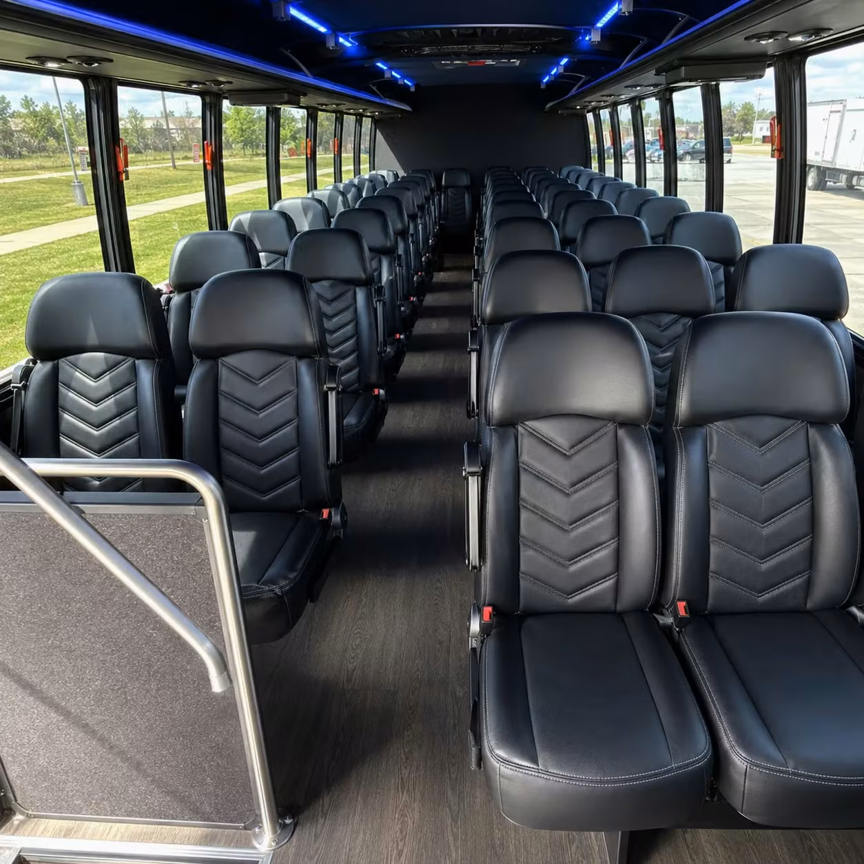 tempe 30 passenger minibus rental